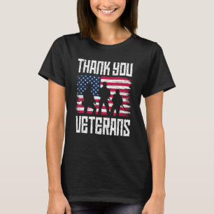 Camiseta Gracias Veteranos Día de Veteranos 2022 Bandera de