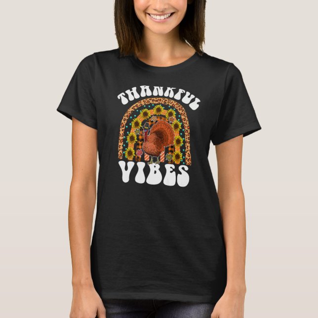 Camiseta GRACIAS VIBAS Rainbow Turkey Cae Retro Groovy The (Anverso)