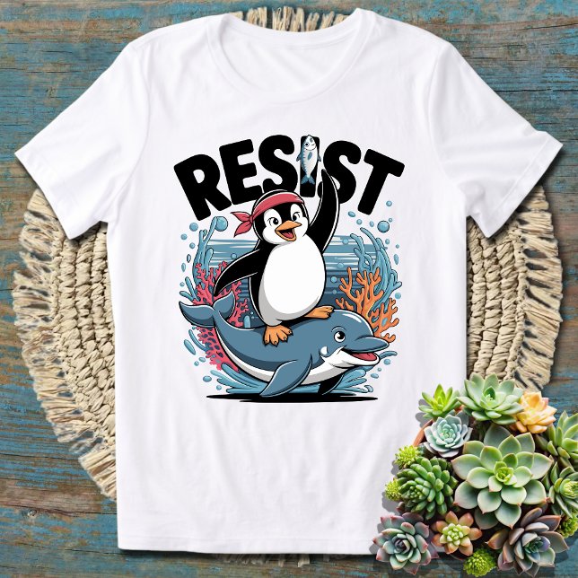 Camiseta Graciosa protesta de arte pingüino resiste activis (Subido por el creador)