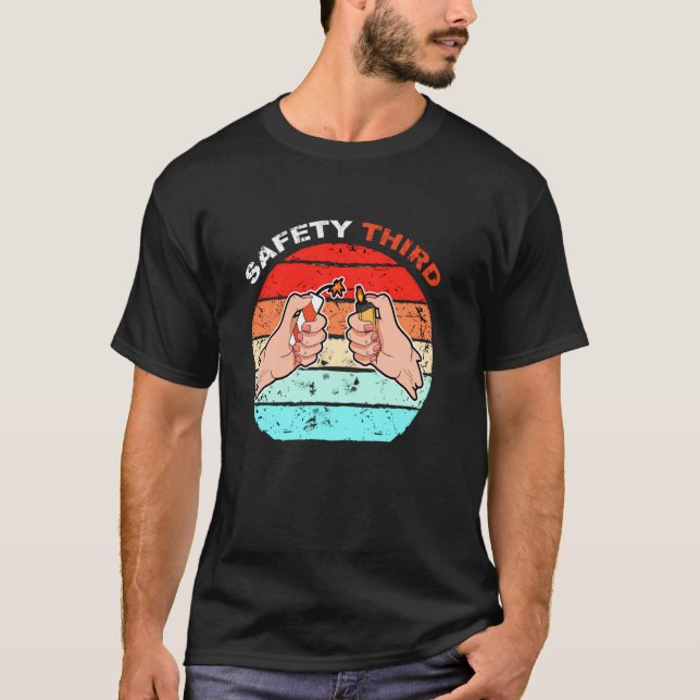 Camiseta Gracioso 4 De Julio Patriótico Bebiendo Fuegos Art (Anverso)