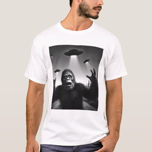 Camiseta Gracioso Alien Bigfoot UFO Sasquatch Selfie con OV (Anverso)