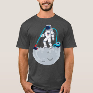Camiseta Gracioso astronauta limpiador de vacío en la luna 