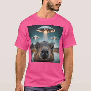 Camiseta Gracioso Capybara Selfie Con Ufos Raro