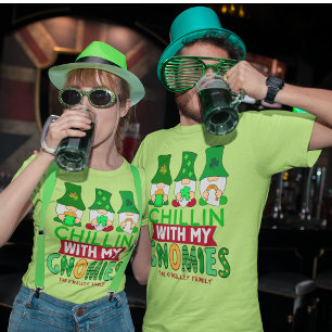Camiseta Gracioso Chillin con Gnomies St Paddys Day Unisex