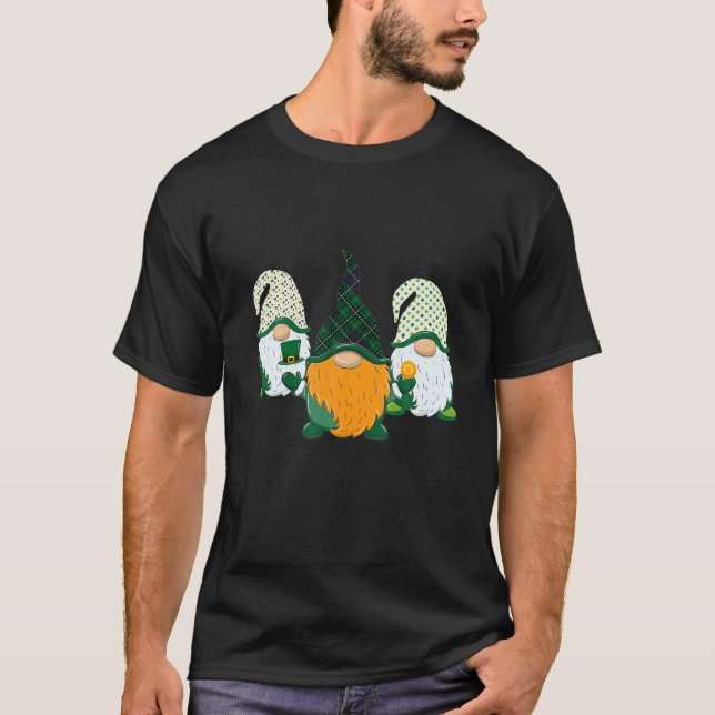 Camiseta Gracioso Día de San Patricio Tres Gnome Shamrock G (Anverso)