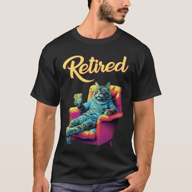 Camiseta Gracioso gato en la jubilación del sofá (Anverso)