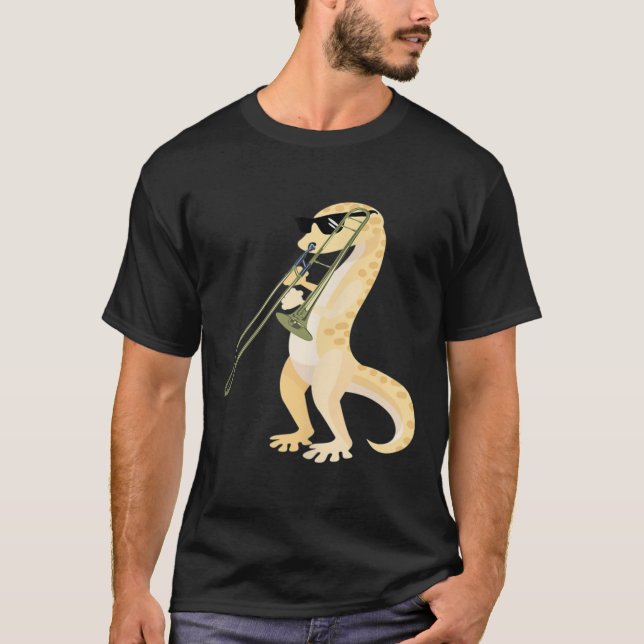 Camiseta Gracioso Gecko Usando Sungles Jugando Trombone Liz (Anverso)