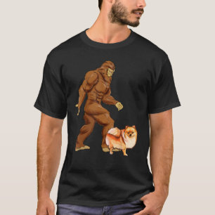 Camiseta Gracioso pie de playa Pomeranian Sasquatch Perro