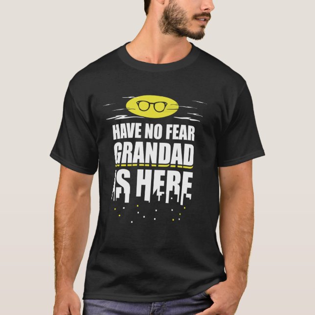 Camiseta Gracioso Regalo De Abuela - No Hay Miedo De Abuela (Anverso)