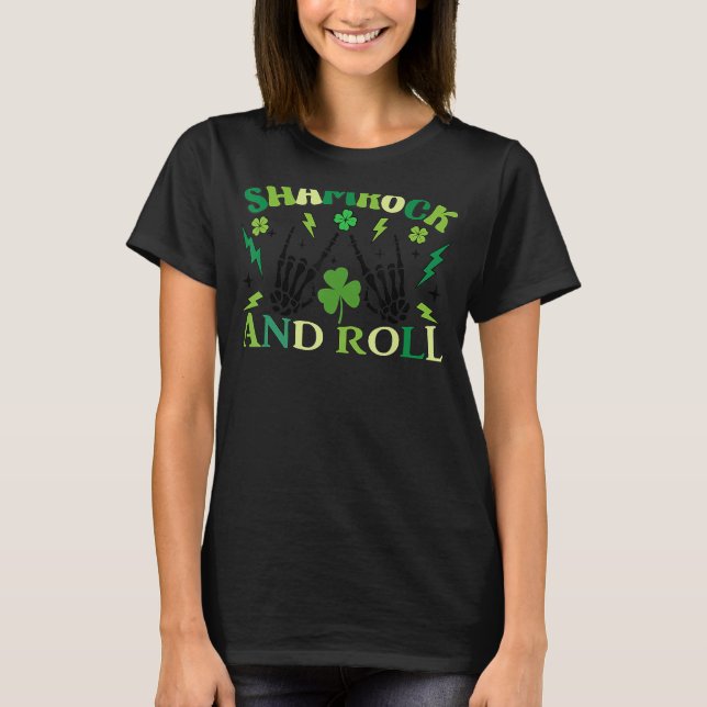 Camiseta Gracioso Shamrock and Roll Skeleton Hands St Patri (Anverso)