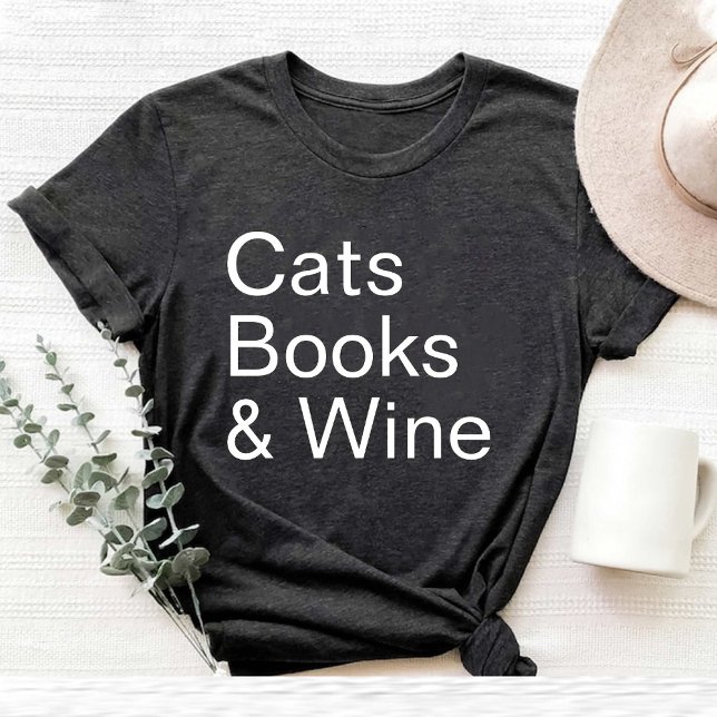 Camiseta Graciosos libros de gatos y la madre amante del vi (Funny Cats Books and Wine Lover mom black T-Shirt)