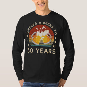 Camiseta Graciosos vítores y cervezas 50 cumpleaños Celebra