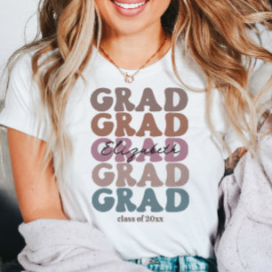 Camiseta Grad 2023 Senior Class Trendy Graduation Name