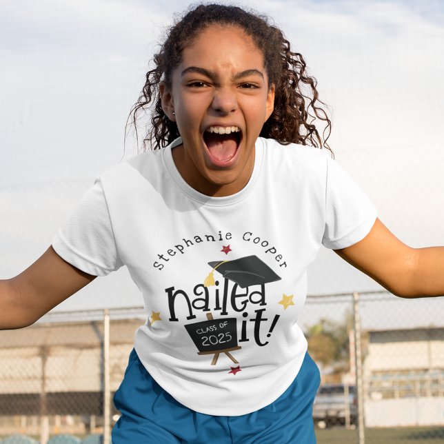 Camiseta Grado divertido 2025 prescindió de graduación en i (Subido por el creador)