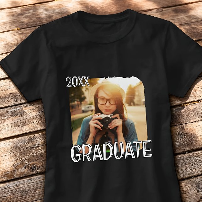 Camiseta Graduación 20XX Moderno Simple Foto Personalizada (Subido por el creador)