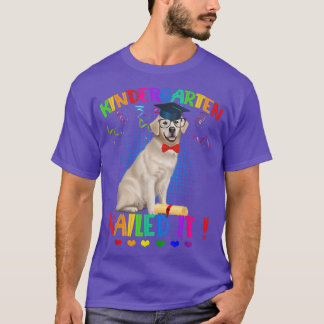 Camiseta Graduación De Perro De Labrador Clase De 22 Jardin