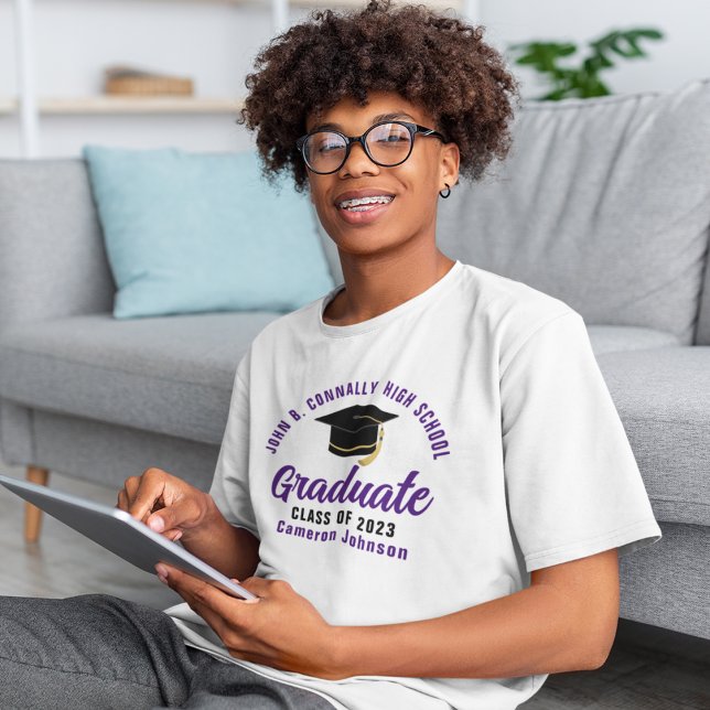 Camiseta Graduación Personalizada con Letra Morada (Subido por el creador)
