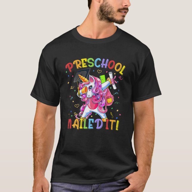 Camiseta Graduación Preescolar De 2021 Dabbing Unicorn (Anverso)