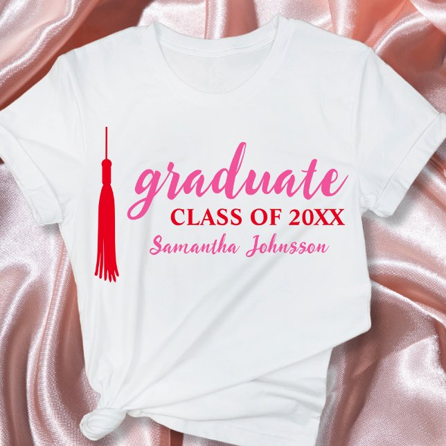 Camiseta Graduación Rosa y Roja Nombre de Graduado 2024 (Pink & Red Graduate Name 2024 Graduation T-Shirt)