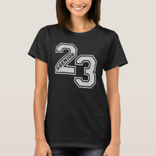CAMISETA GRADUADO 23 GRADUADO 2023 RETRO BLANCO Y GRIS SWAG