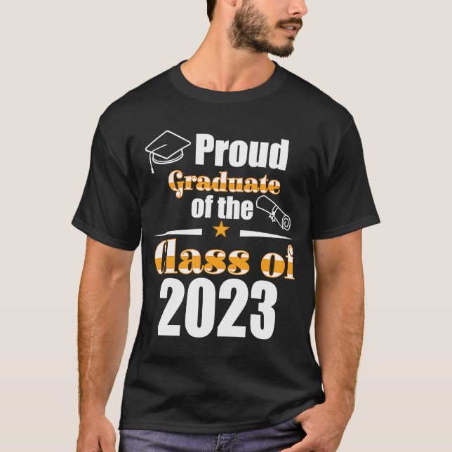 Camiseta Graduado de grado 2023 Orgulloso de familia (Anverso)