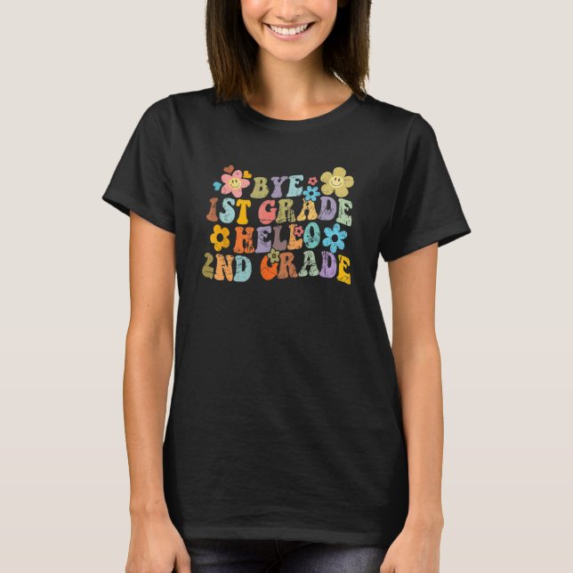 Camiseta Graduation Bye 1st Grade Hello 2nd Grade Back to S (Anverso)