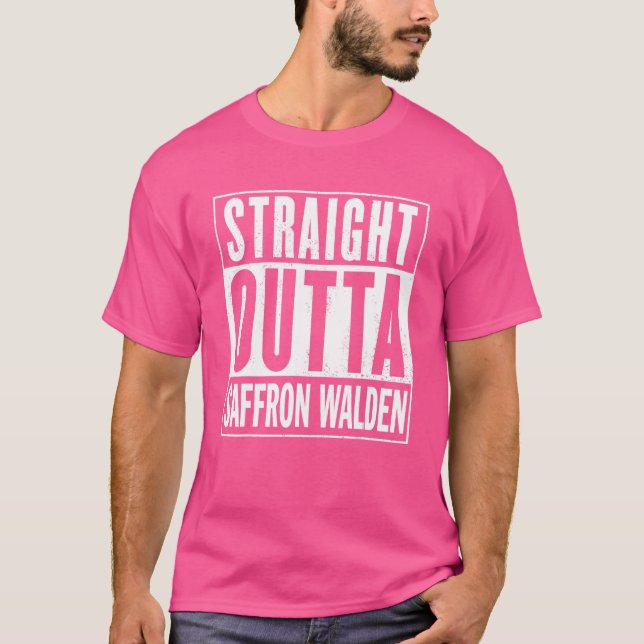 Camiseta Gráfica A1 de Saffron Walden Outta (Anverso)