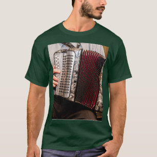 Camiseta Gráfica de acordeón de botón 2 