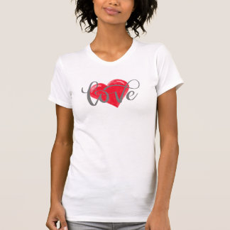 Camiseta gráfica de corazón de amor