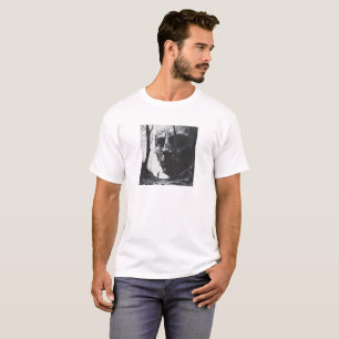 Camiseta gráfica de cráneo en el bosque Gótico o