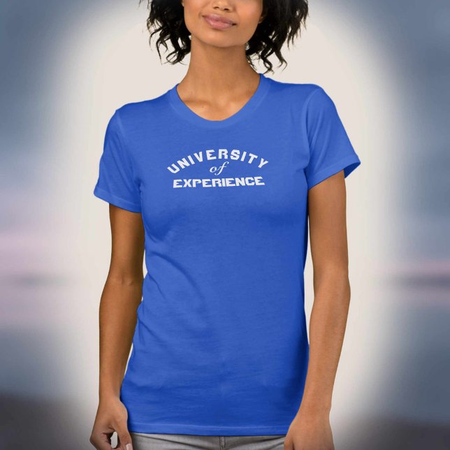 Camiseta Gráfica de la Universidad de Experiencia (Subido por el creador)