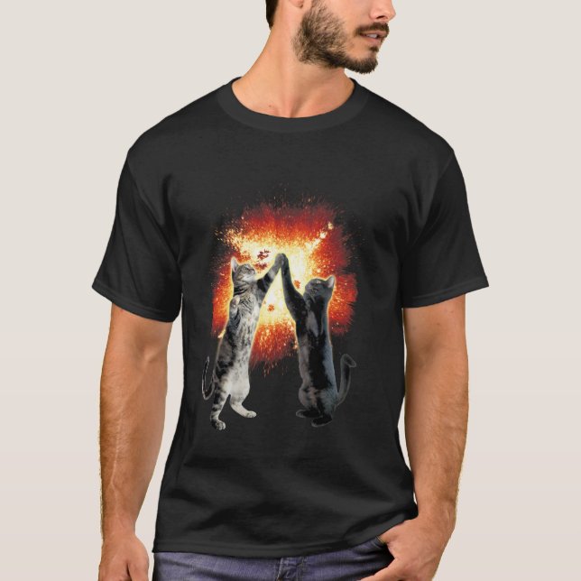 Camiseta gráfica de meme de explosión de gatos dan (Anverso)