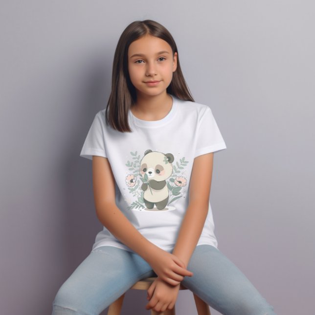Camiseta Gráfica de pandas y flores rosadas (Subido por el creador)