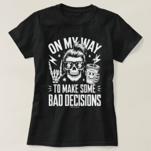 Camiseta Gráfica Divertida – De Camino a Malas Dec