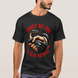 Camiseta gráfica "No confíes en nadie" para hombre