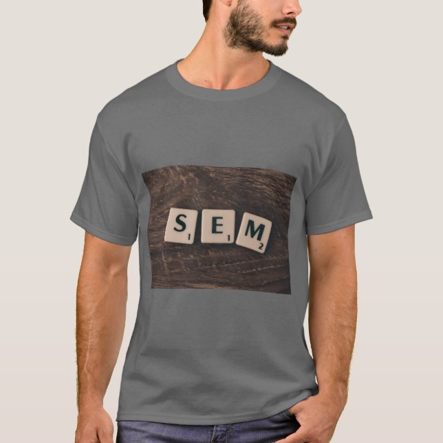 Camiseta gráfica SEM – Vibraciones Digitales (Anverso)