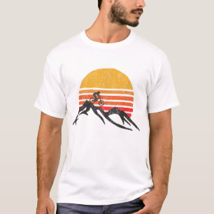 Camiseta Gráfico de diseño del atardecer de la vieja montañ