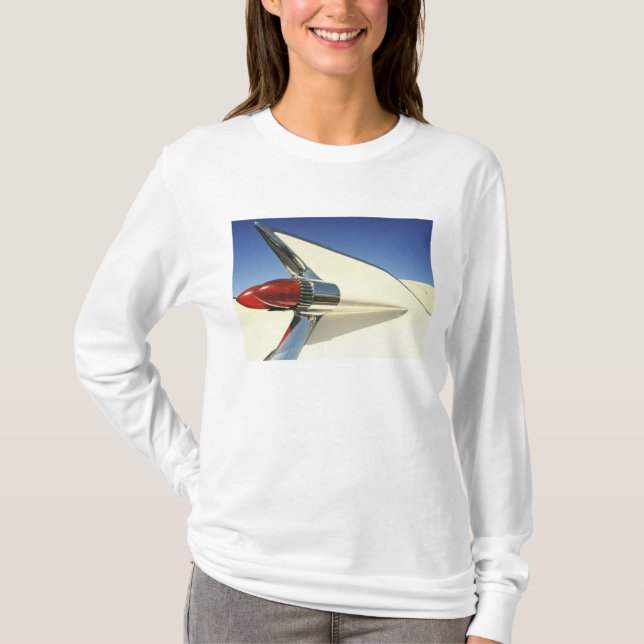 Camiseta Gráfico: Primer de la aleta y de la luz trasera (Anverso)