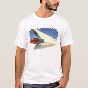Camiseta Gráfico: Primer plano de la aleta y la luz trasera