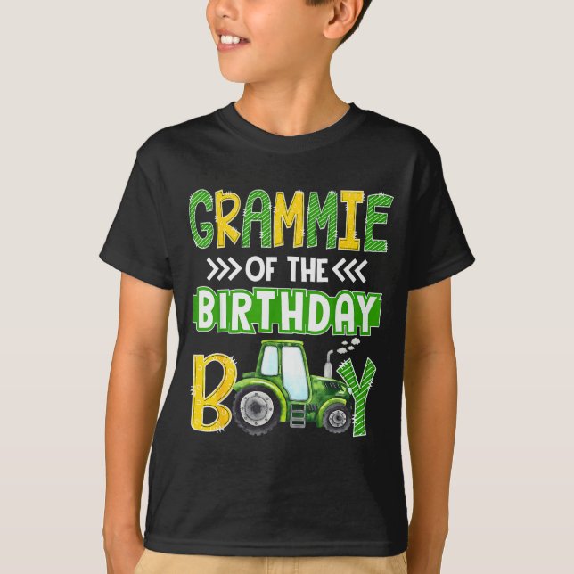 Camiseta Grammie Of The Birthday Boy Tractors Farm Trucks F (Anverso)