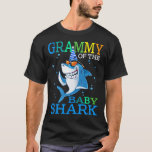 Camiseta GRAMMY Of The Baby Shark Birthday Brother Shark Sh<br><div class="desc">Tiburón de cumpleaños,  tiburón de cumpleaños,  niño de cumpleaños,  tiburón Chica de cumpleaños,  tiburón que coincide con la familia,  tiburón,  GRITO del bebé tiburón cumpleaños hermano camisón de tiburón</div>