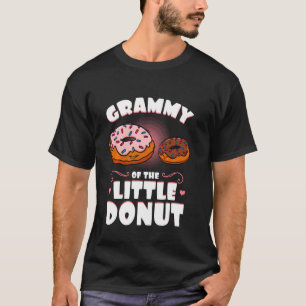 Camiseta Grammy Of The Little Donut Gender Reveal Baby Show