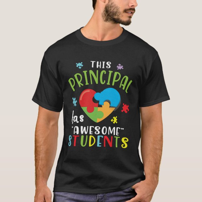 Camiseta Gran Corazón De Rompecabezas Del Autismo Que Esta  (Anverso)