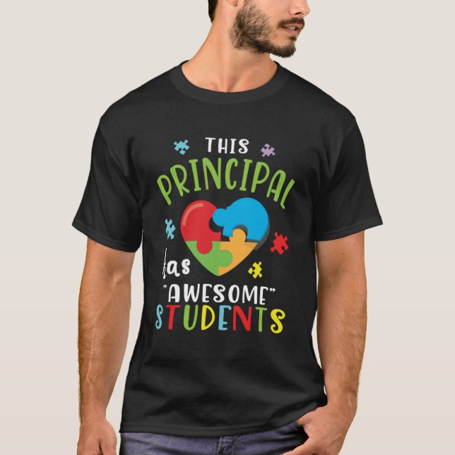 Camiseta Gran Corazón De Rompecabezas Del Autismo Que Esta  (Anverso)