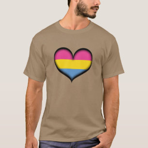 Camiseta Gran corazón vectorial en los colores de la bander