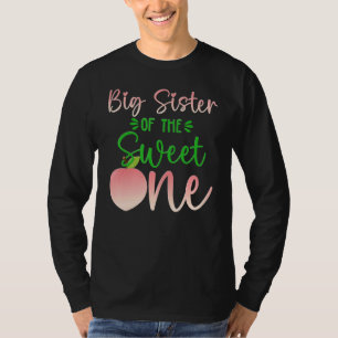 Camiseta Gran Hermana Del Cumpleaños Un Peach El Primer Ver