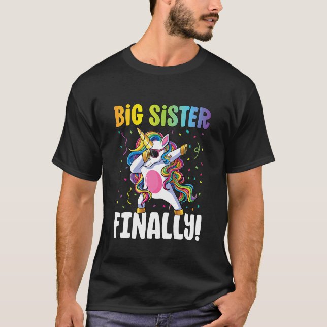 Camiseta Gran Hermana Infantil Finalmente Dabbing Unicornio (Anverso)