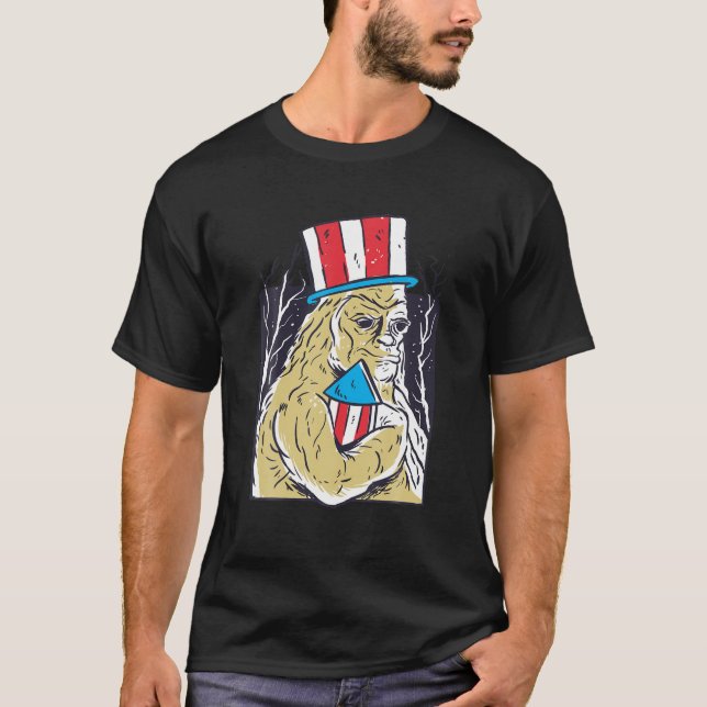 Camiseta Gran pie Sasquatch Firecracker American USA Funny  (Anverso)