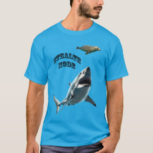 Camiseta Gran Tiburón Blanco Acechando a una Foca Bajo el A