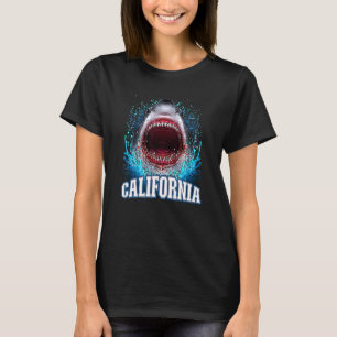 Camiseta Gran viaje de vacaciones de tiburón blanco a Calif